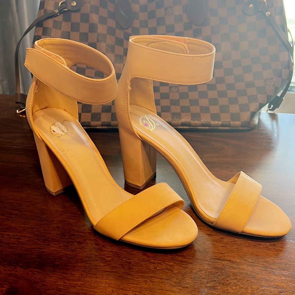 Tan heels